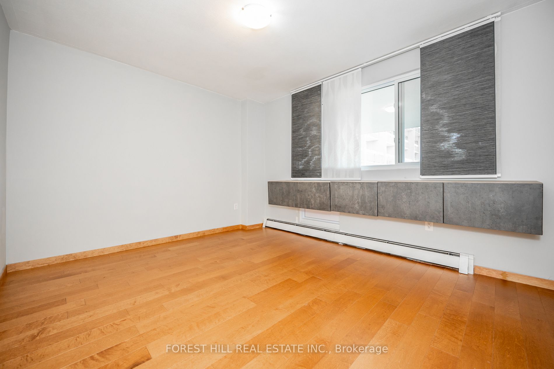350 Quigley Rd, #421