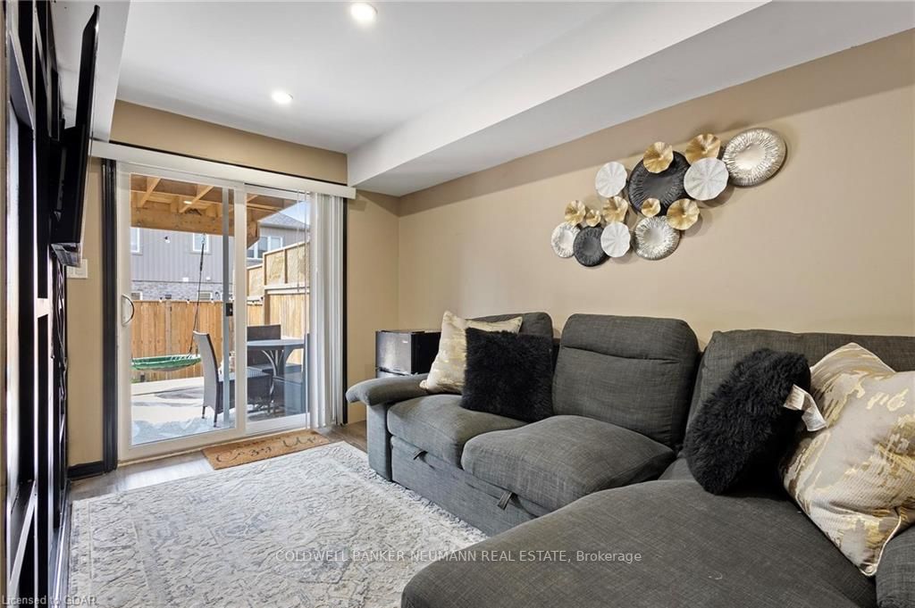 28 Jeffrey Dr
