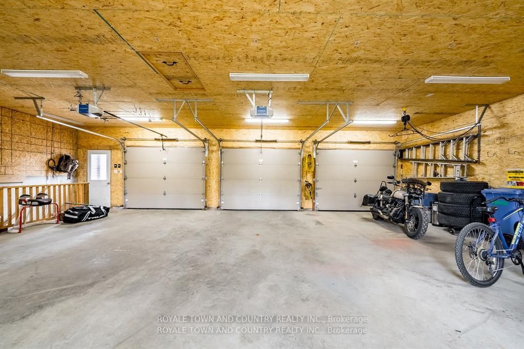 7 Rustlewood Ave