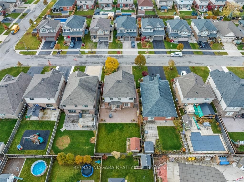261 Cardinal Cres