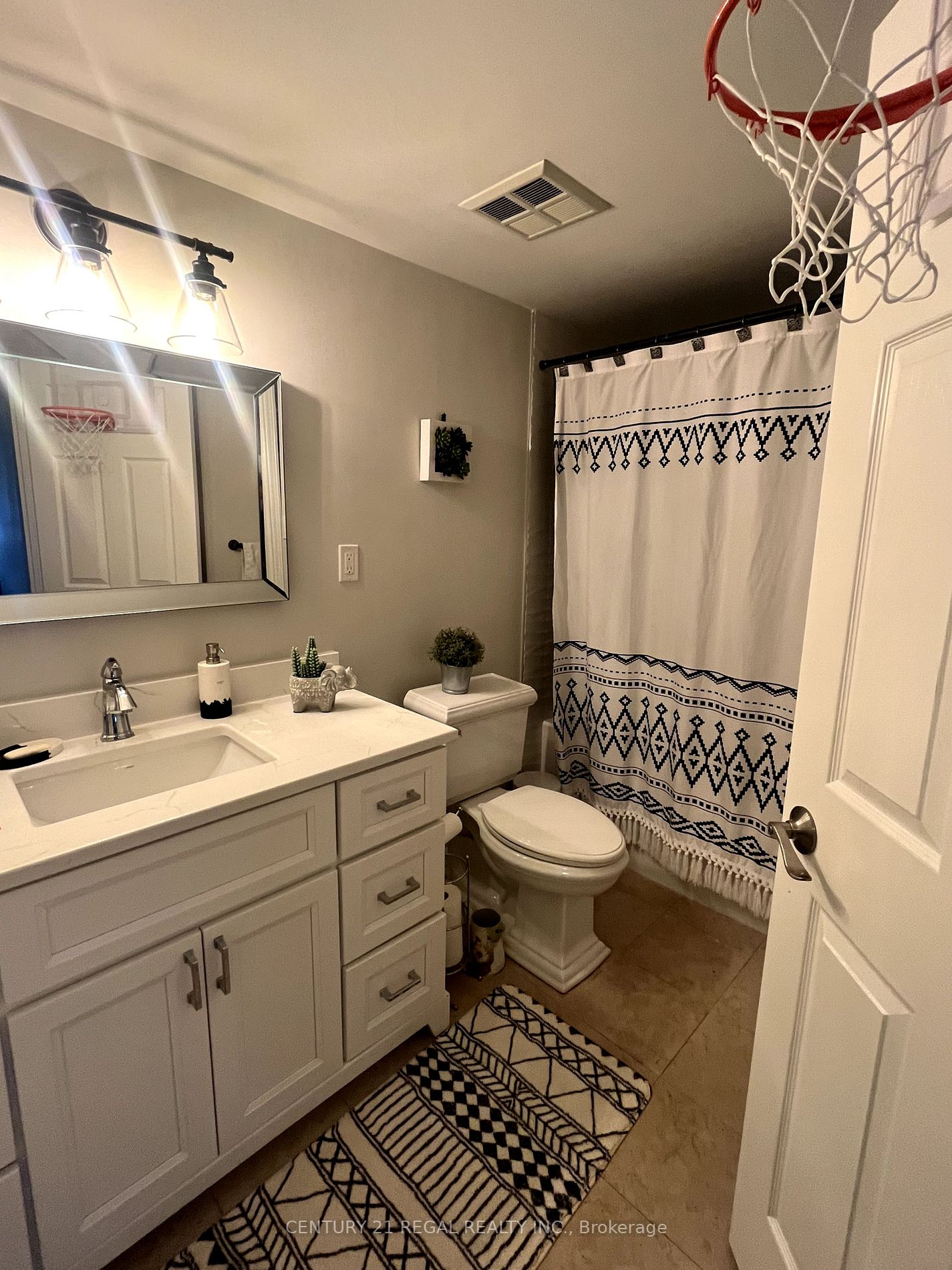 67 Caroline St, #1603