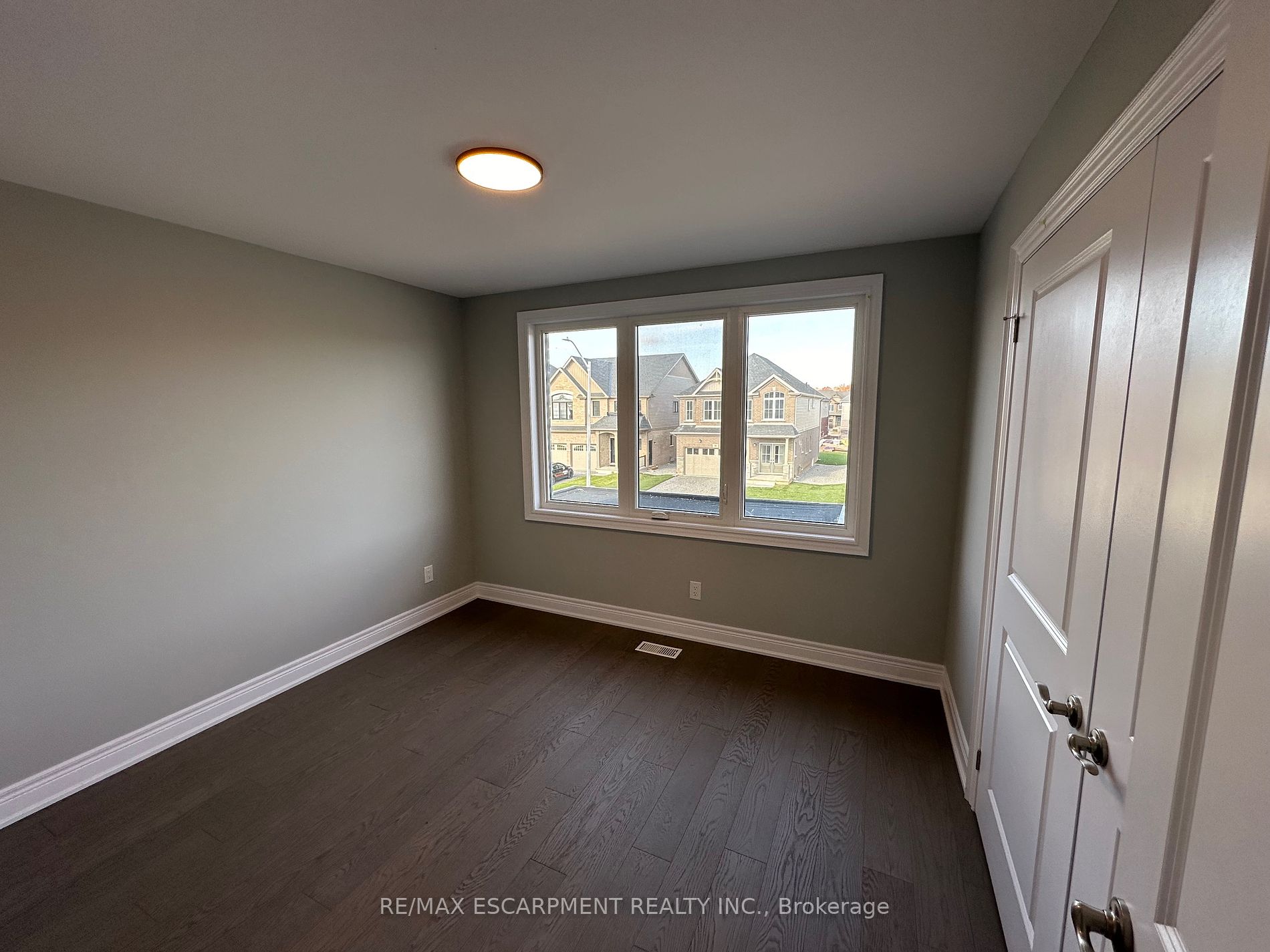 29 Alicia Cres