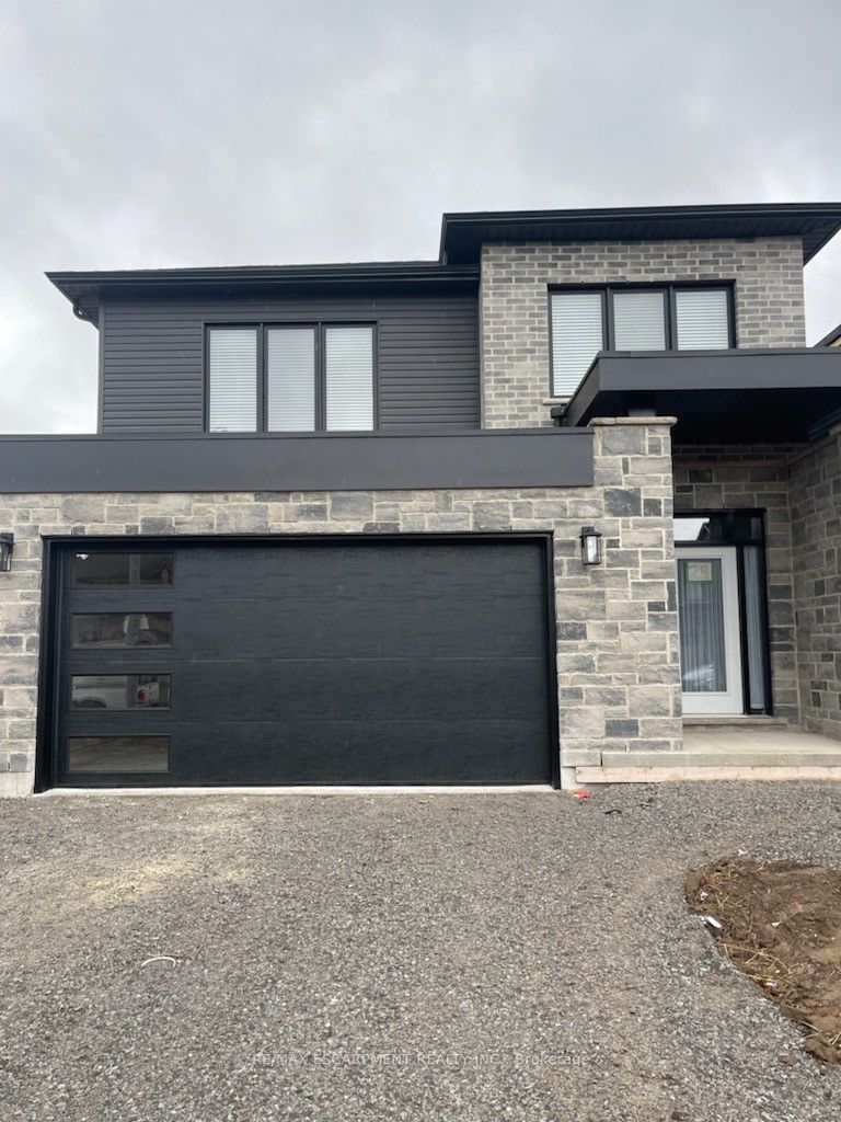 29 Alicia Cres