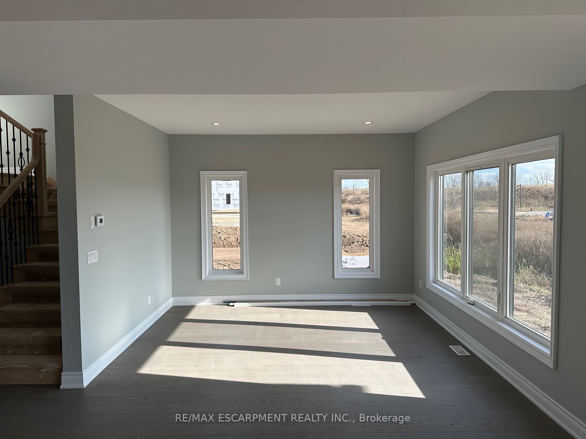 29 Alicia Cres