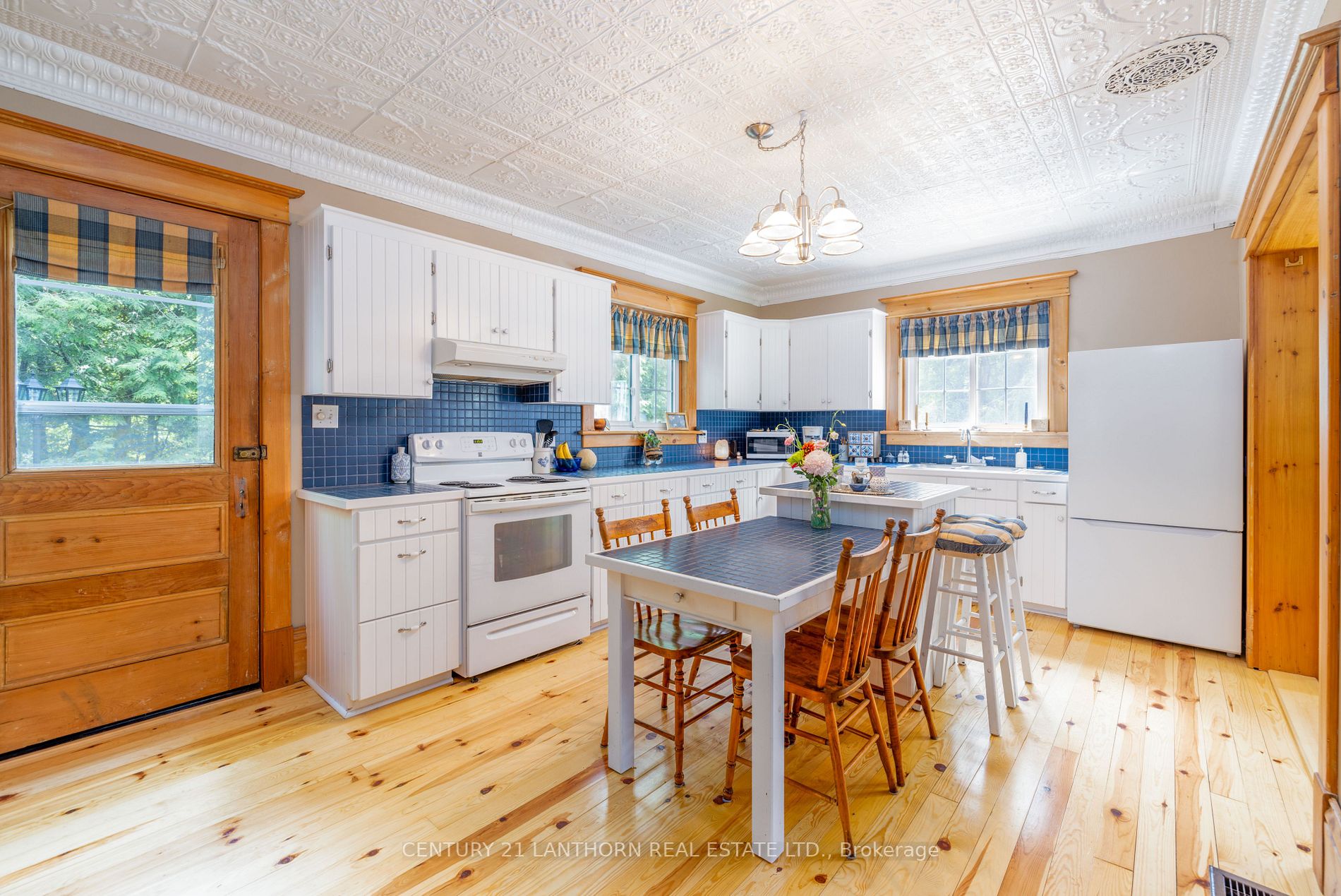 114 Bullis Rd N