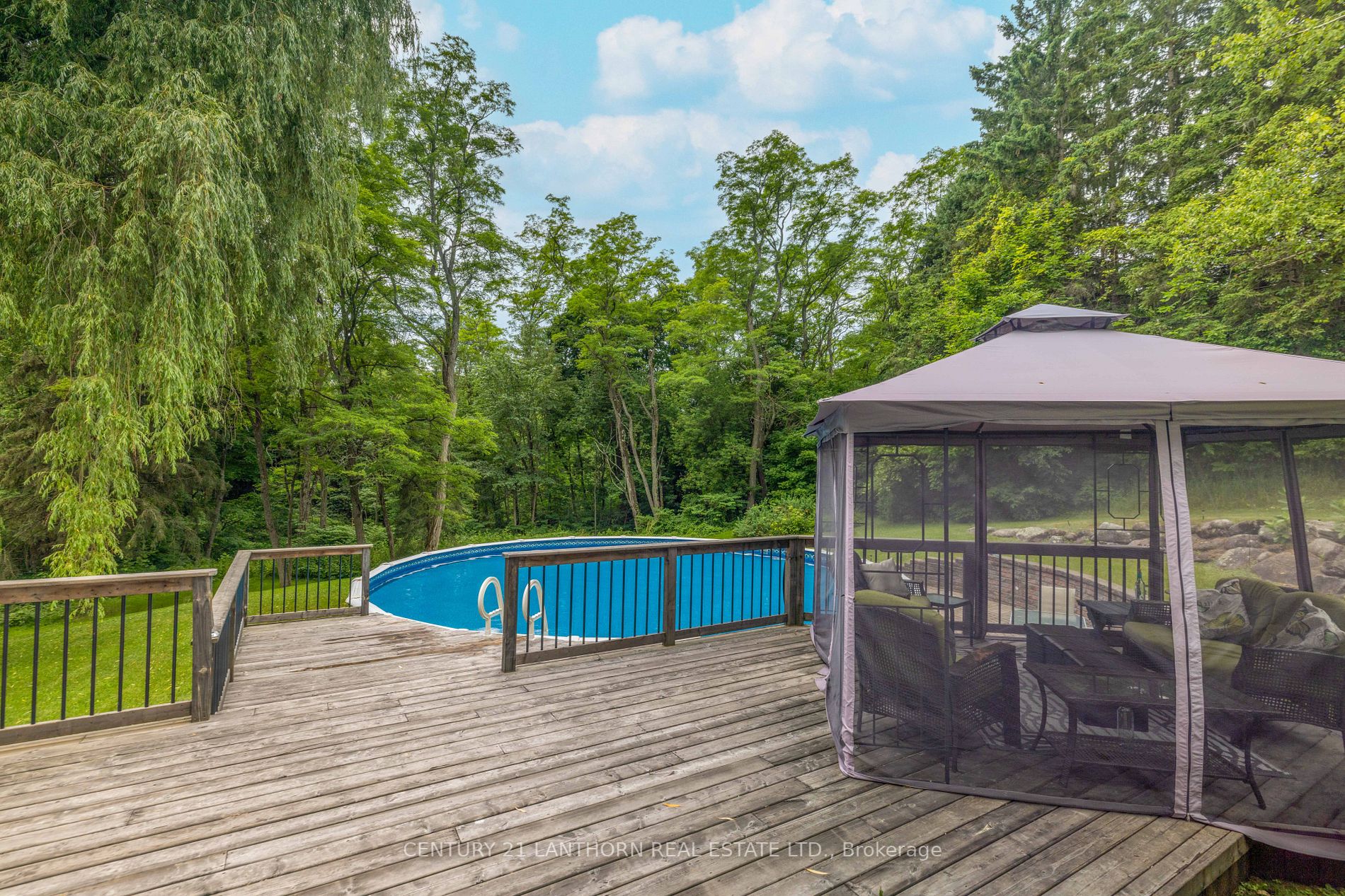 114 Bullis Rd N
