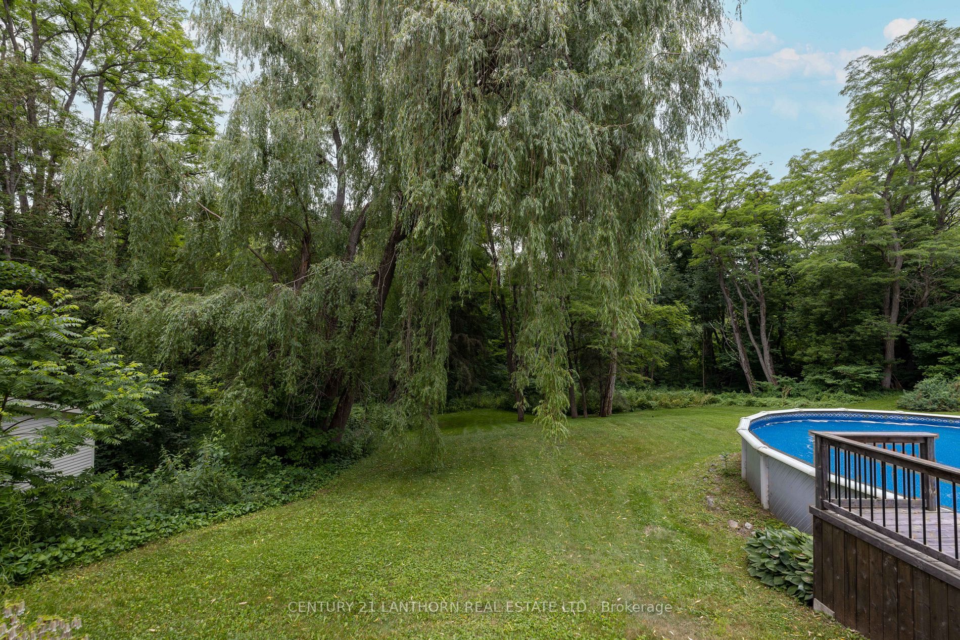 114 Bullis Rd N