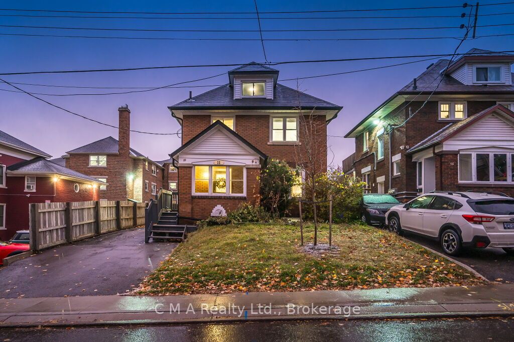 11 Peter Street