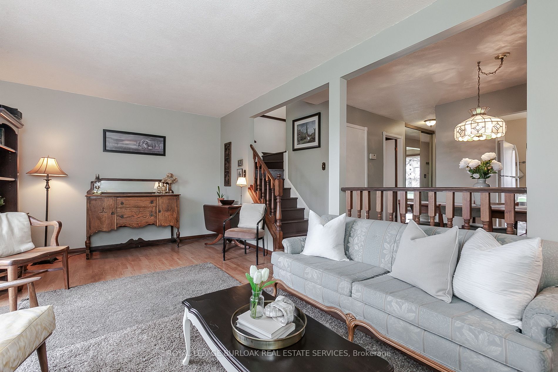 135 Glenashton Dr