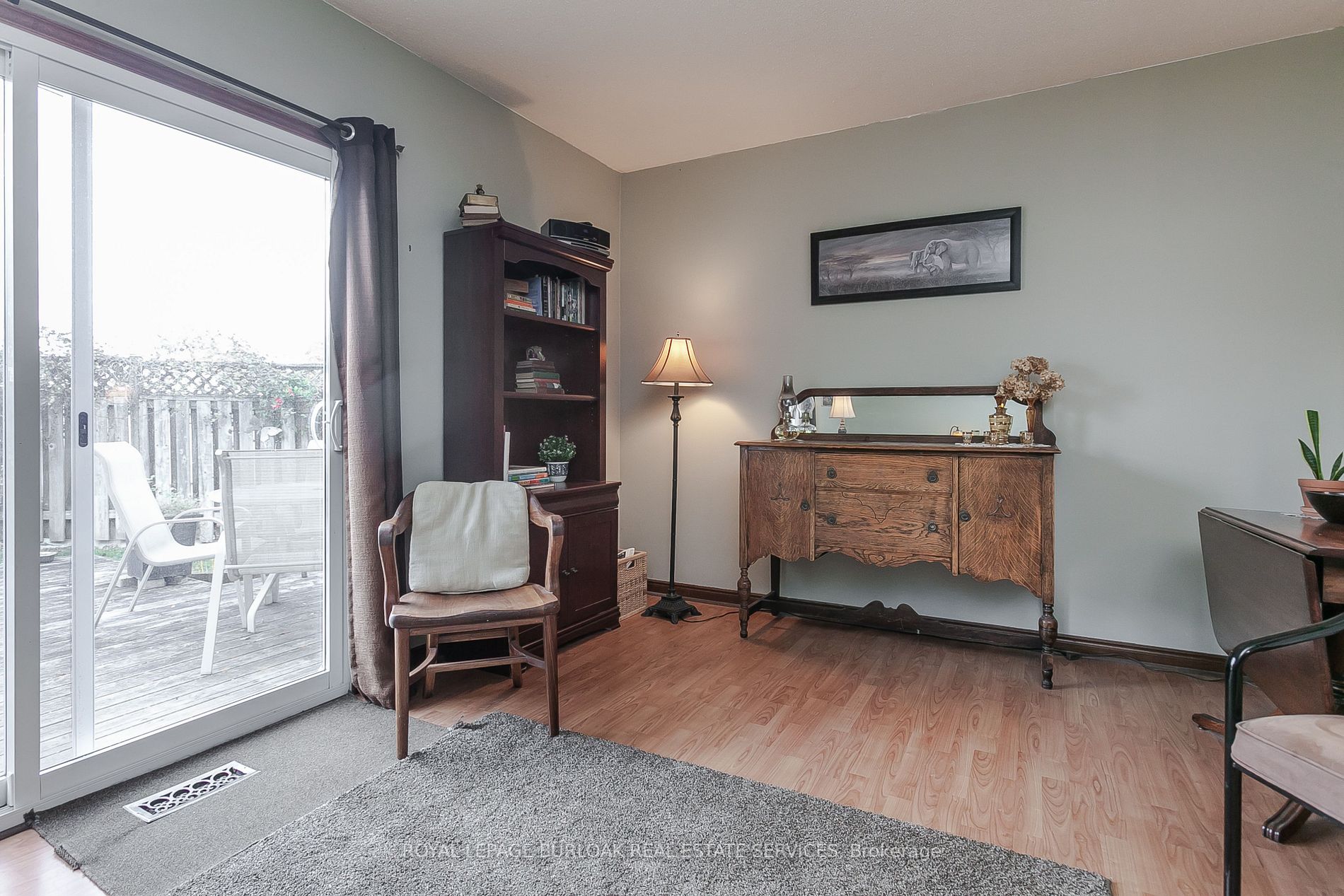 135 Glenashton Dr