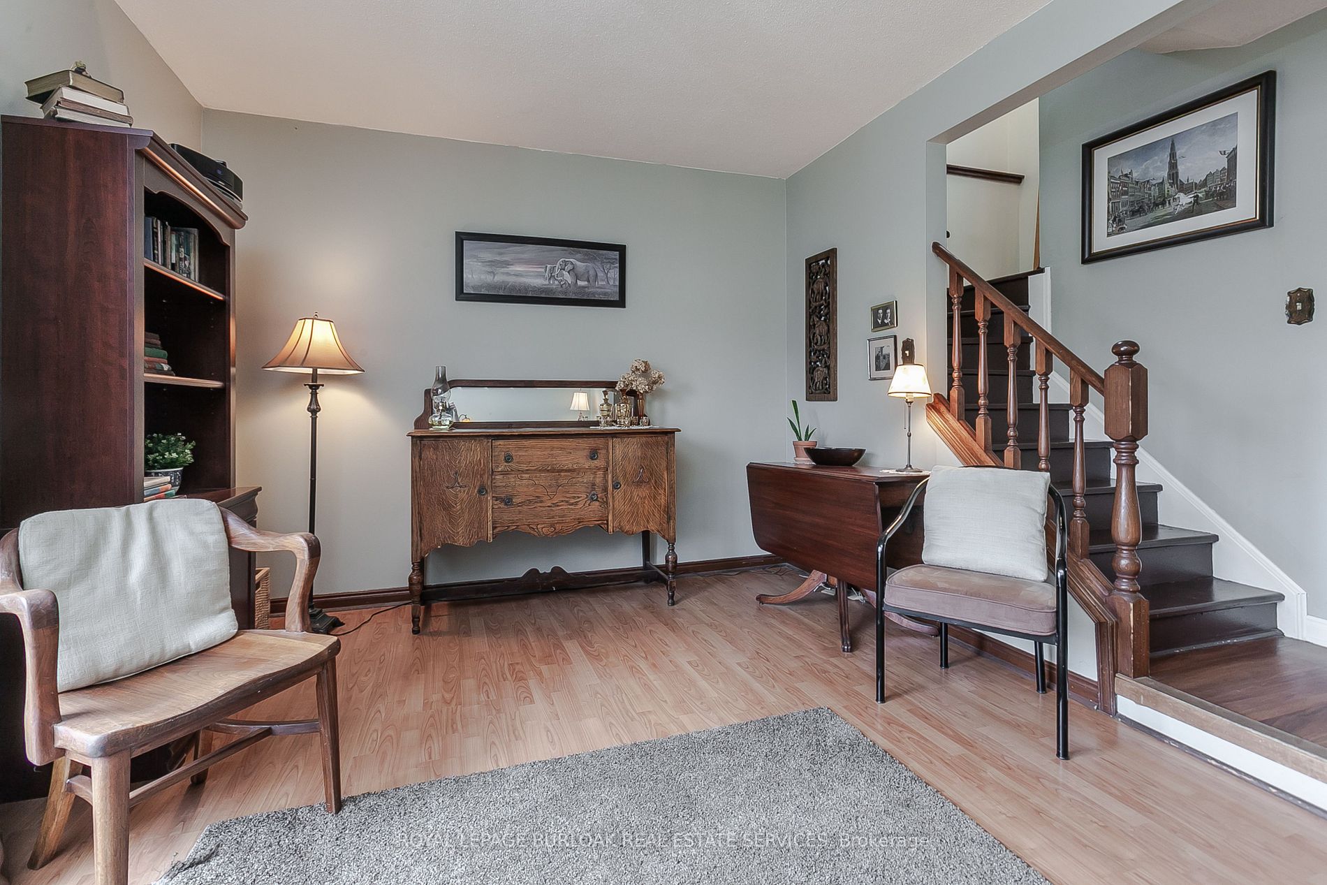135 Glenashton Dr