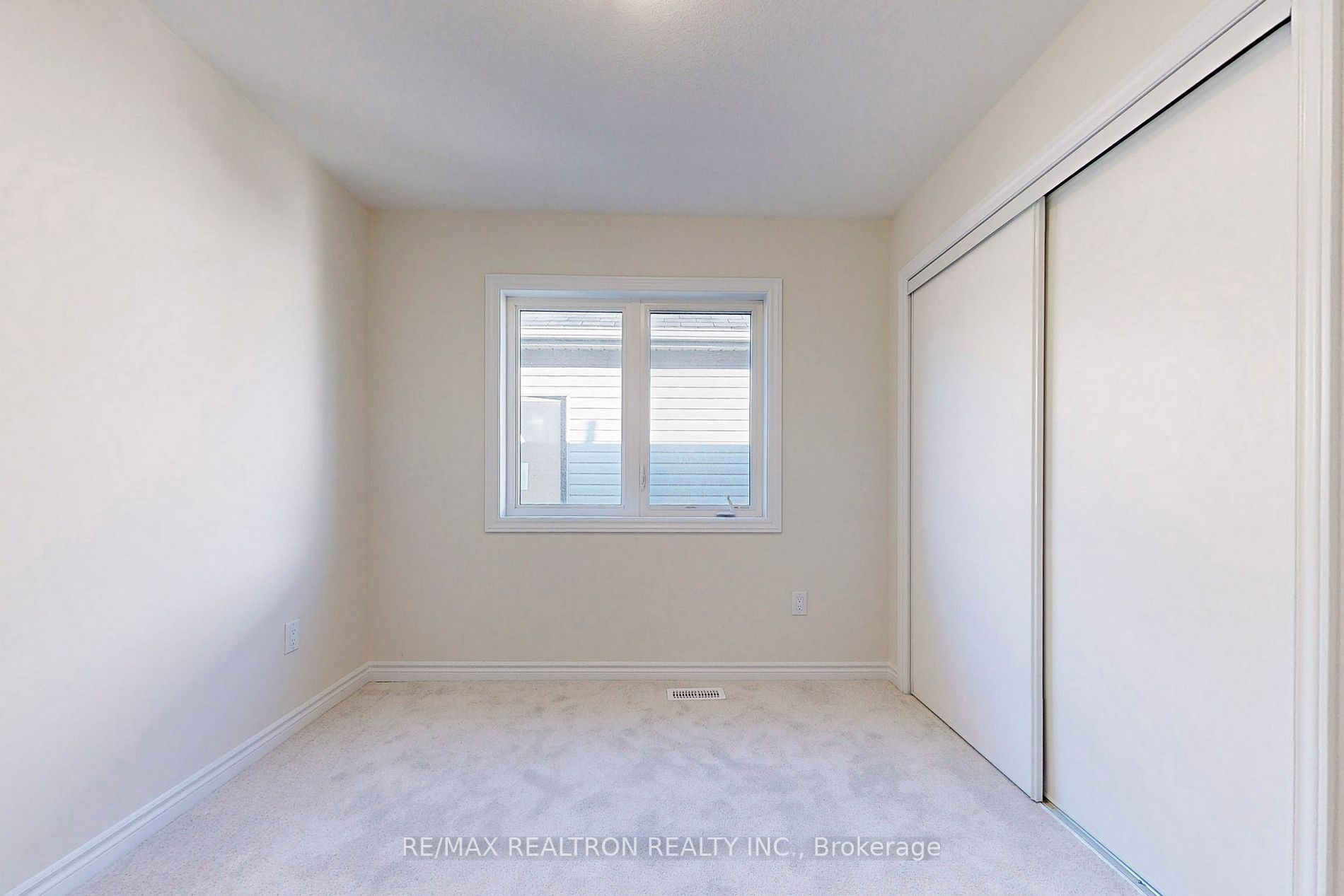 382 Barker Parkway