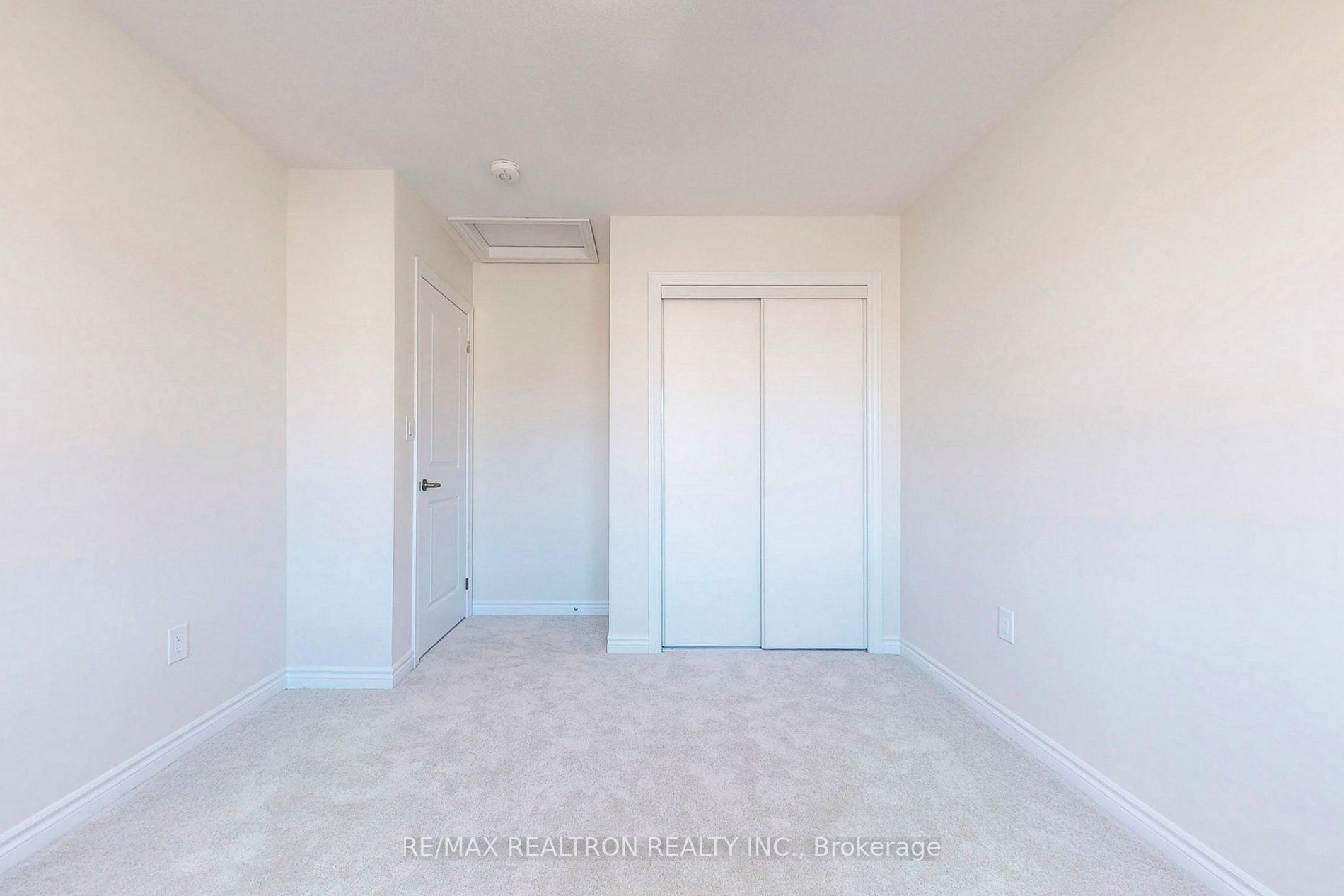 382 Barker Parkway
