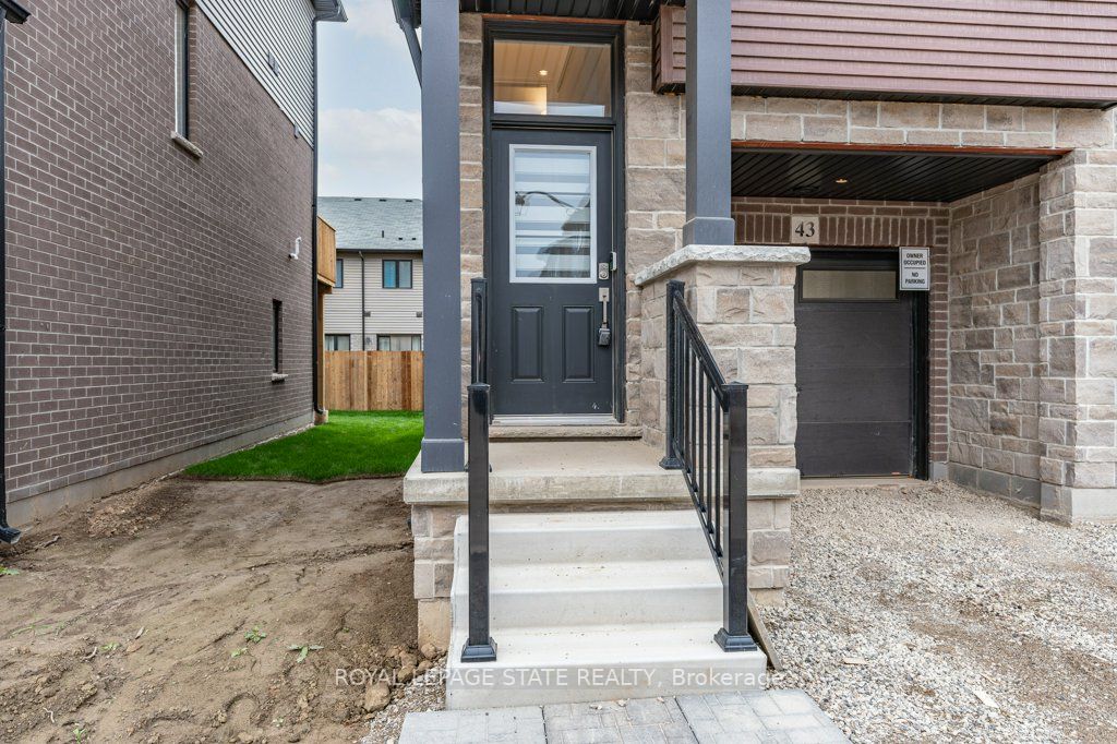 461 Blackburn Dr, #43