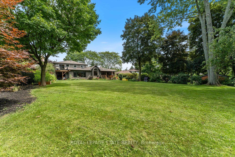 262 Brookview Court