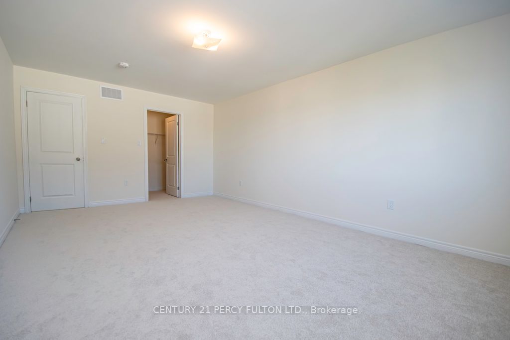 906 Bamford Terr