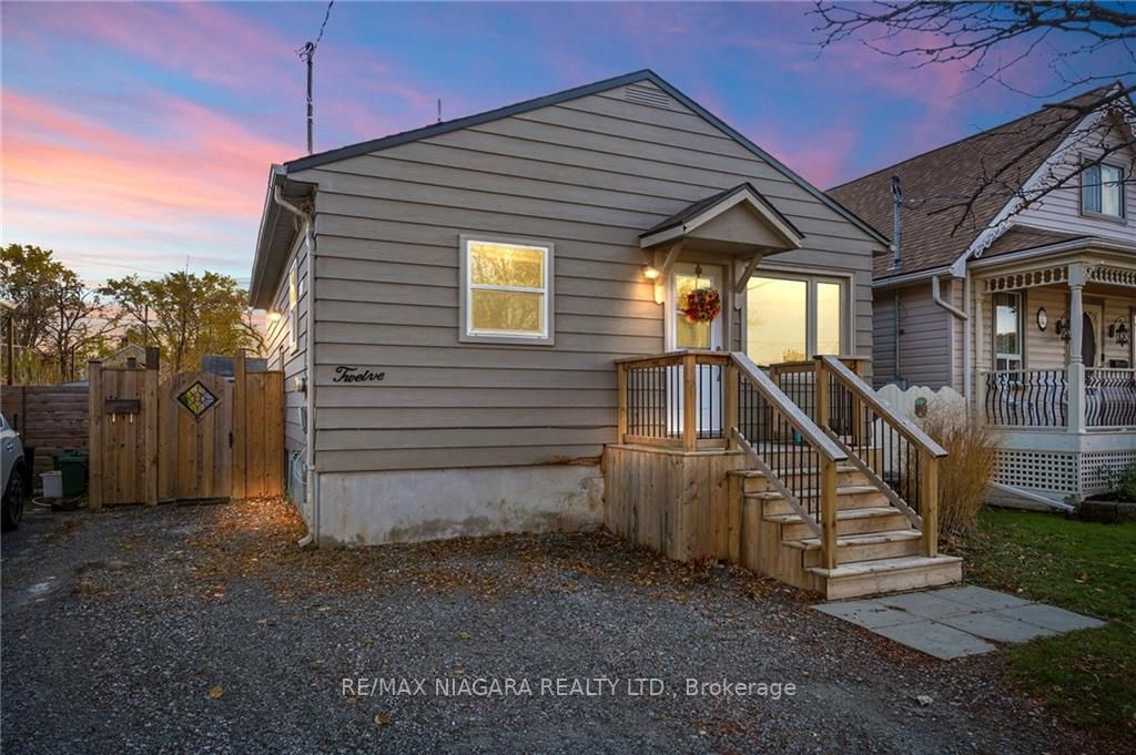 12 Alexandra Blvd