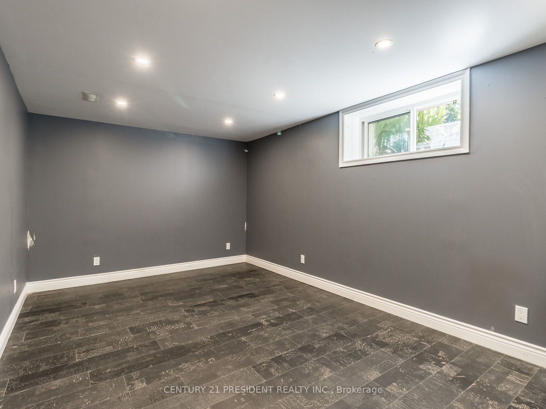9612 Wellington  42 Road