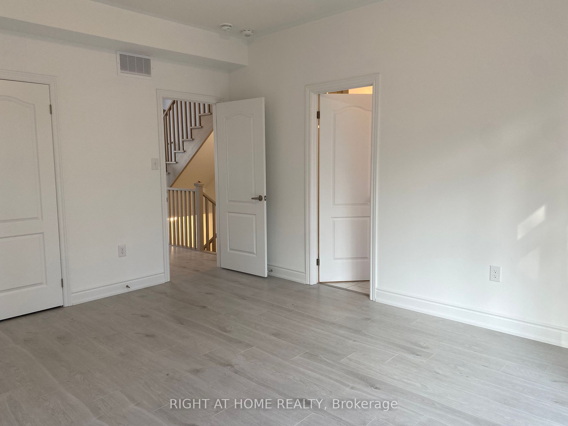 103 Marina Village Dr, #17