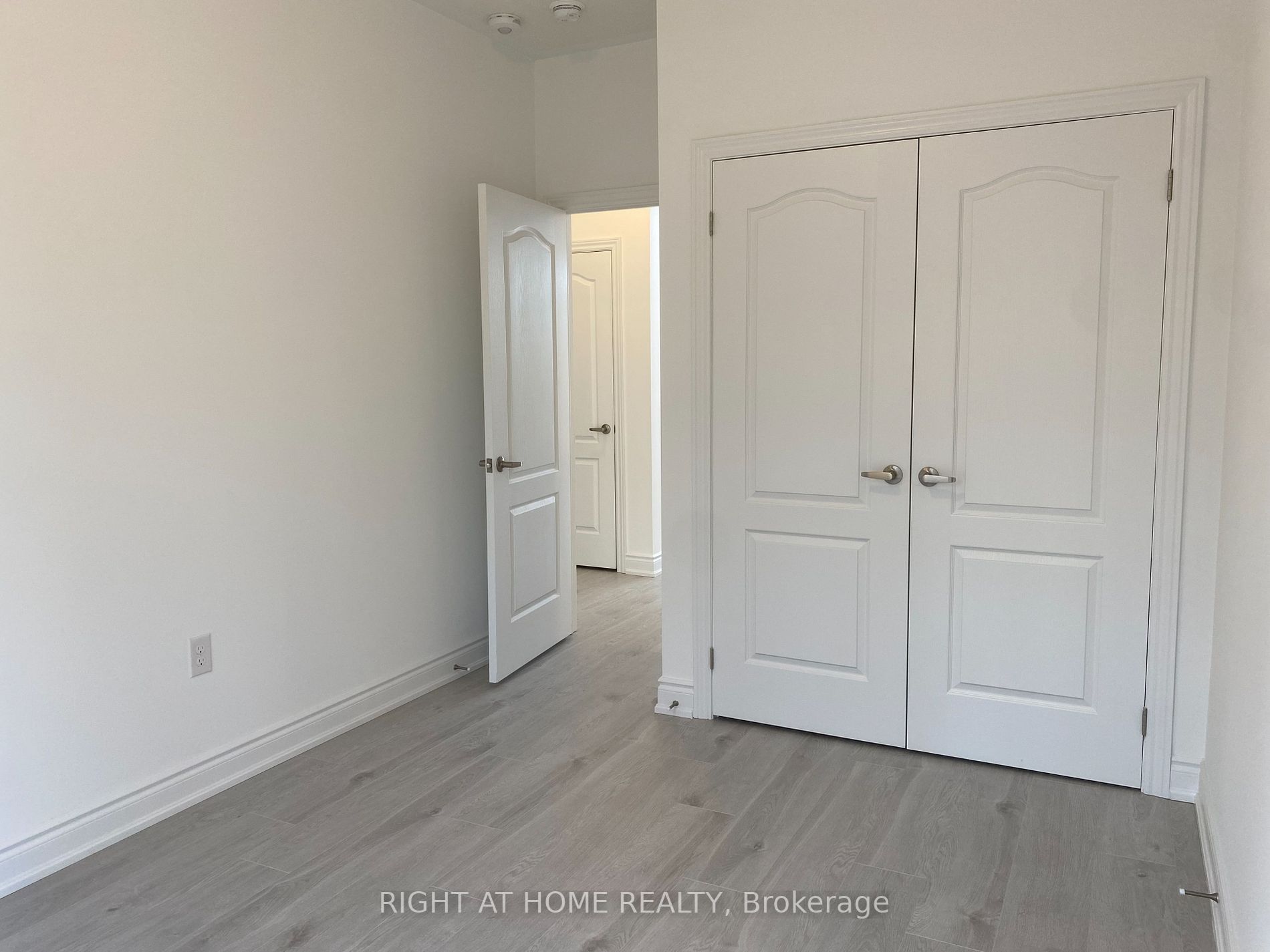 103 Marina Village Dr, #17