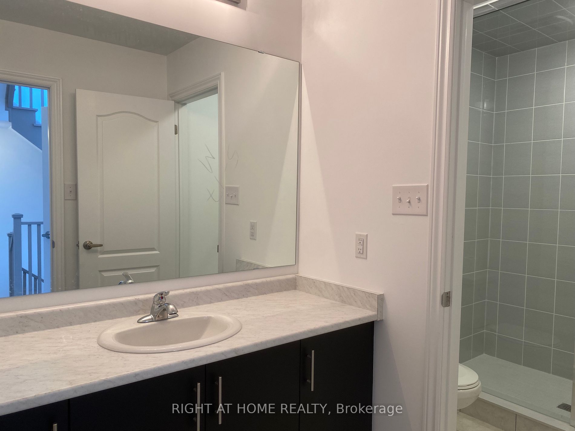 103 Marina Village Dr, #17