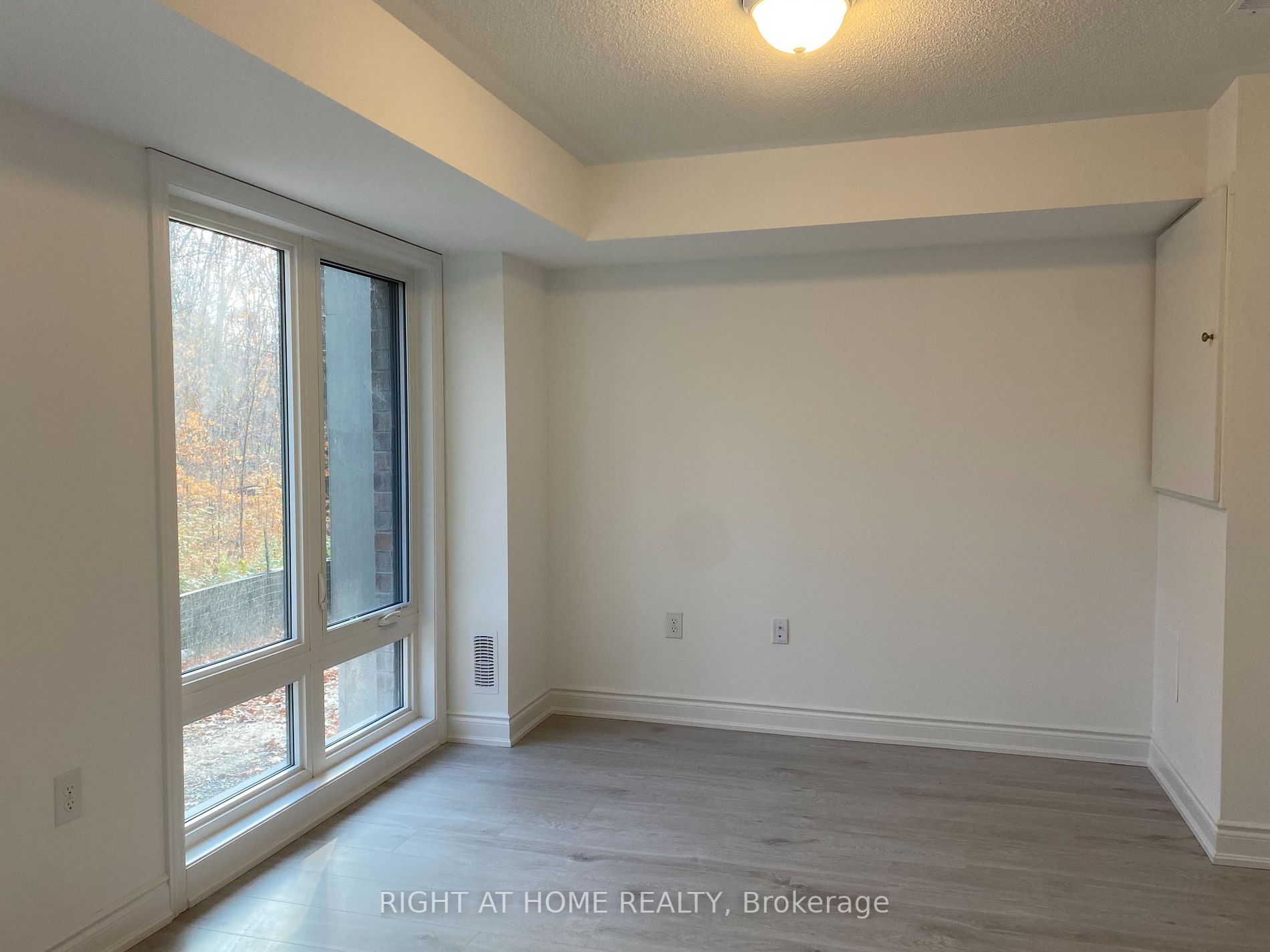 103 Marina Village Dr, #17