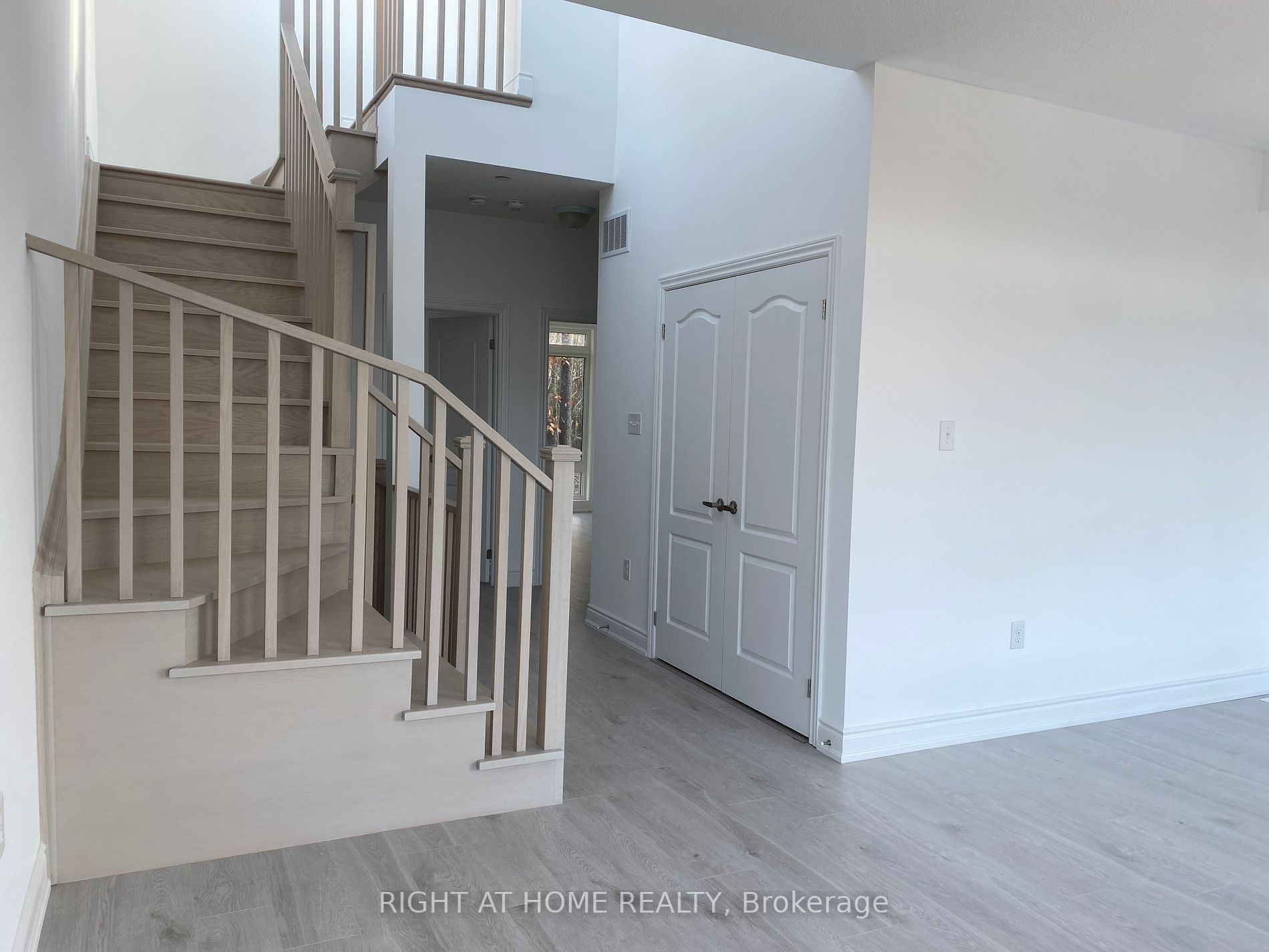 103 Marina Village Dr, #17