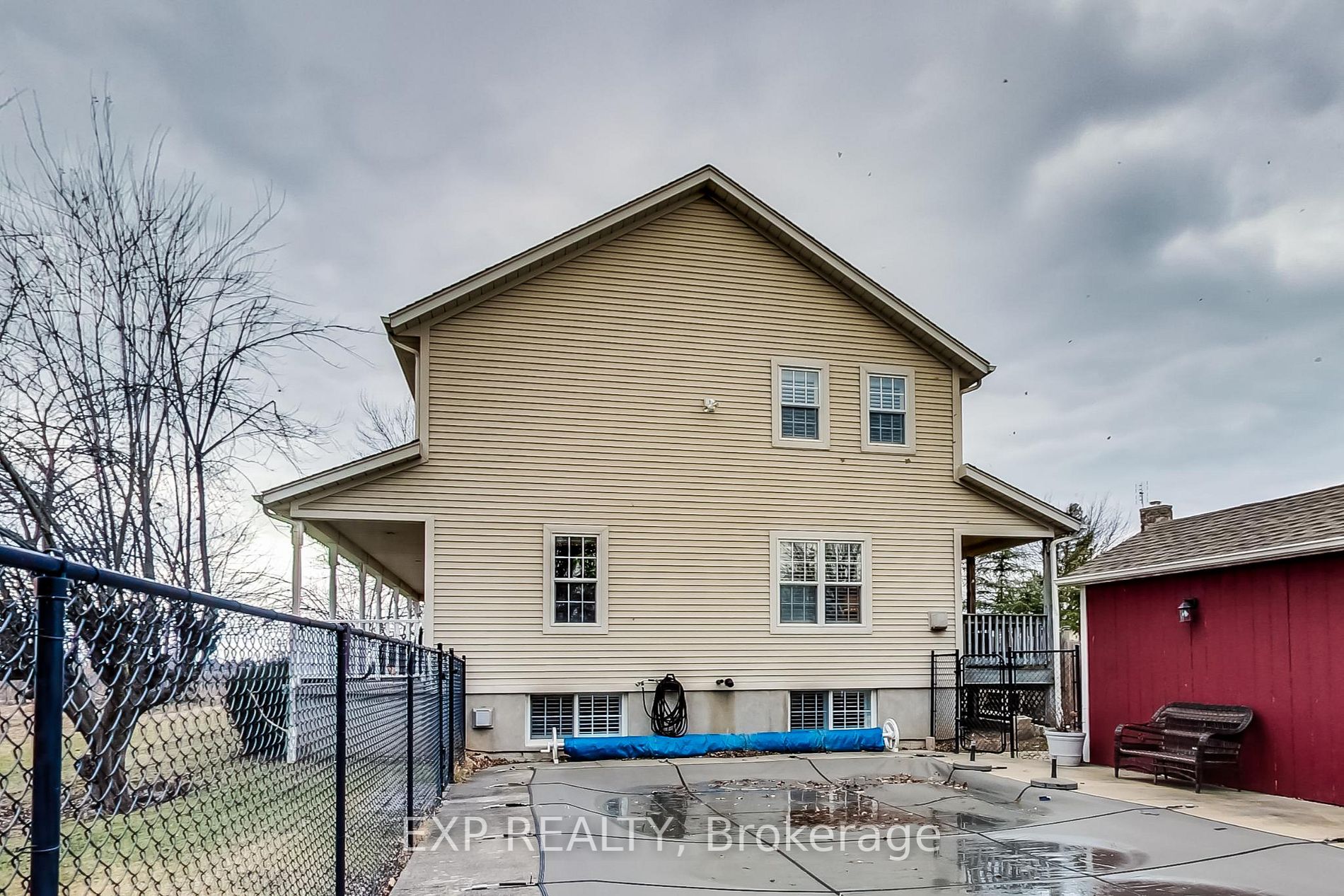 211 Niagara St