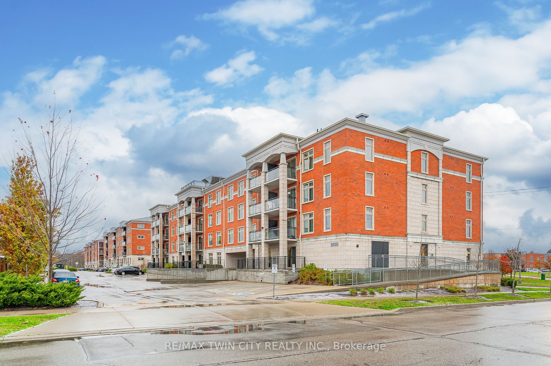 155 Commonwealth St, #410