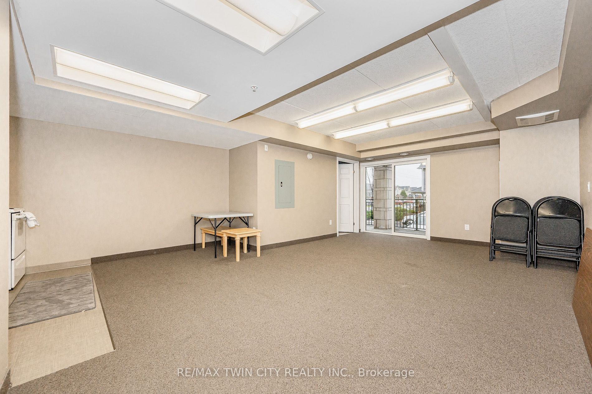 155 Commonwealth St, #410
