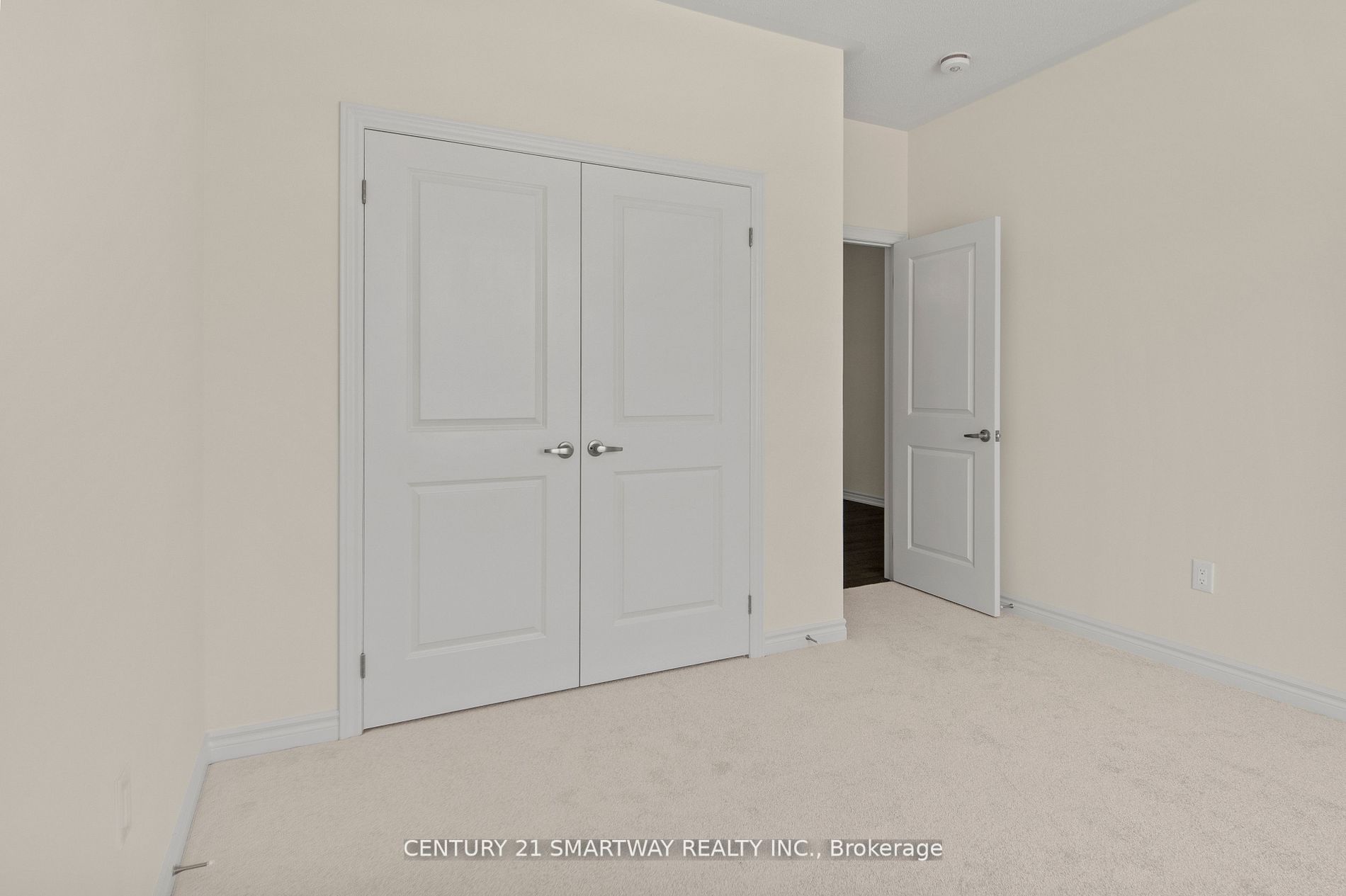 29 Hillcroft Way