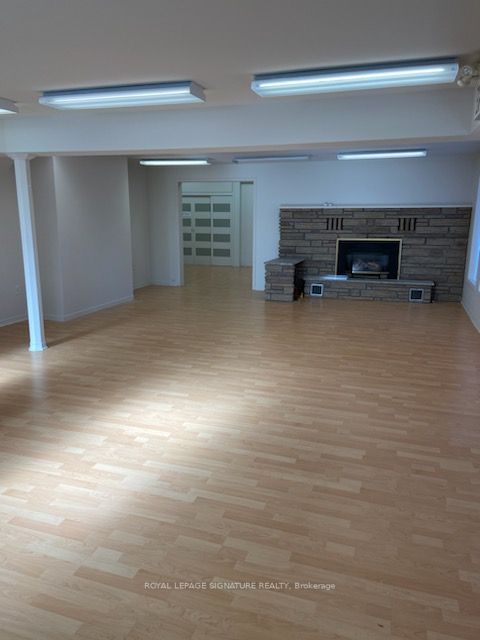 66 Elgin St W