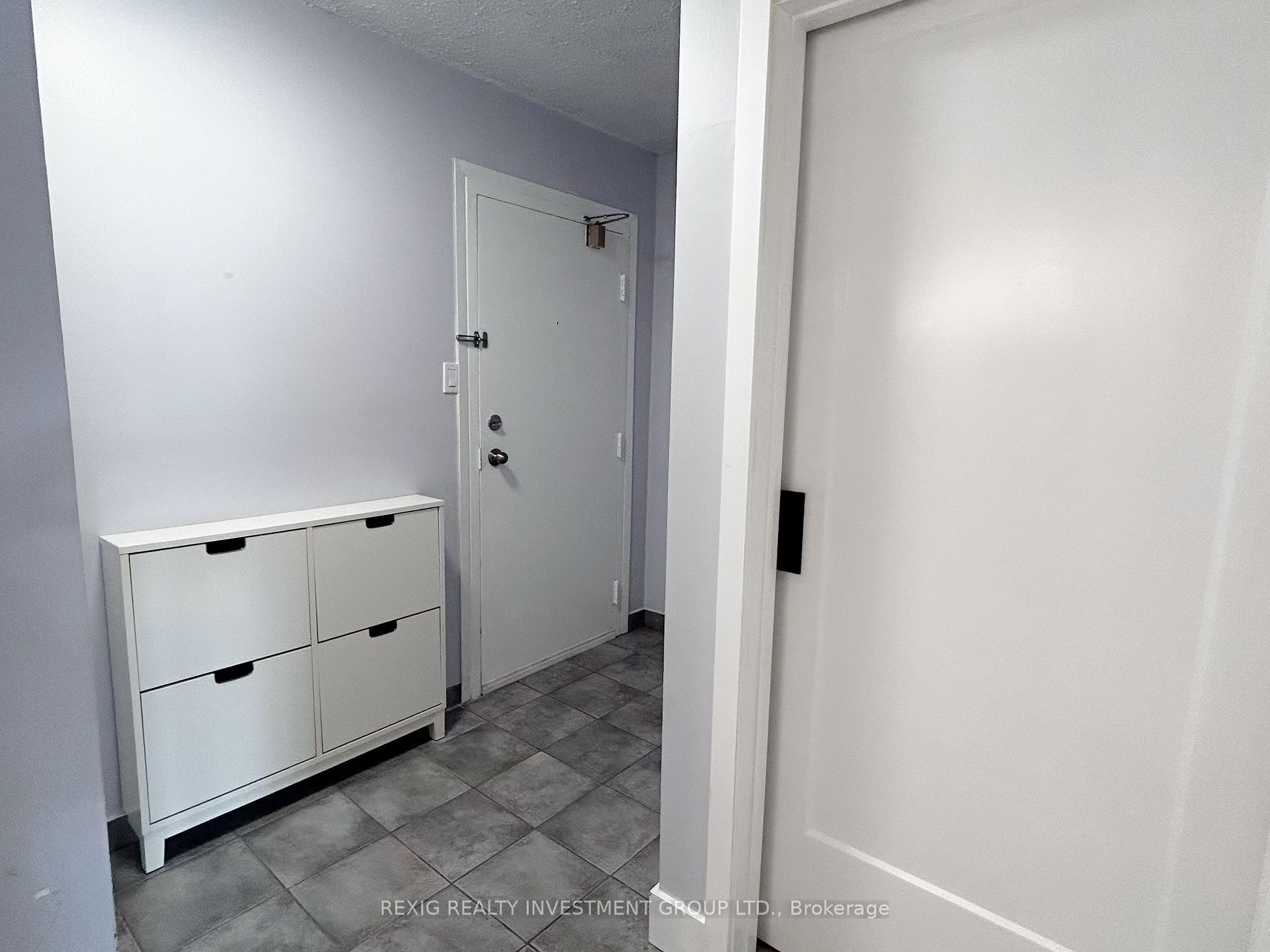 1096 Jalna Blvd, #119