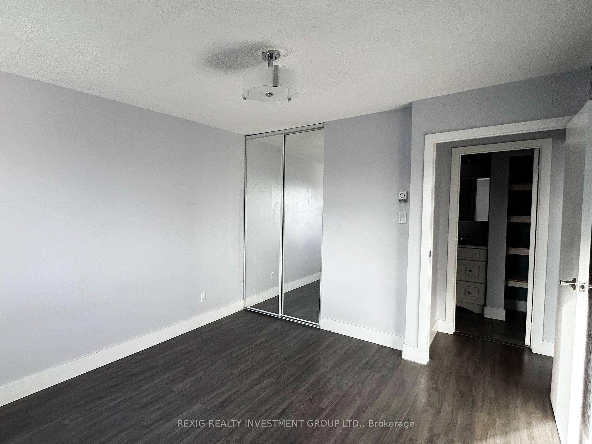 1096 Jalna Blvd, #119
