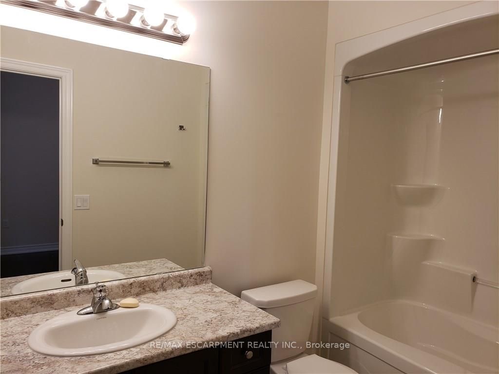 408 Dalgleish Trail