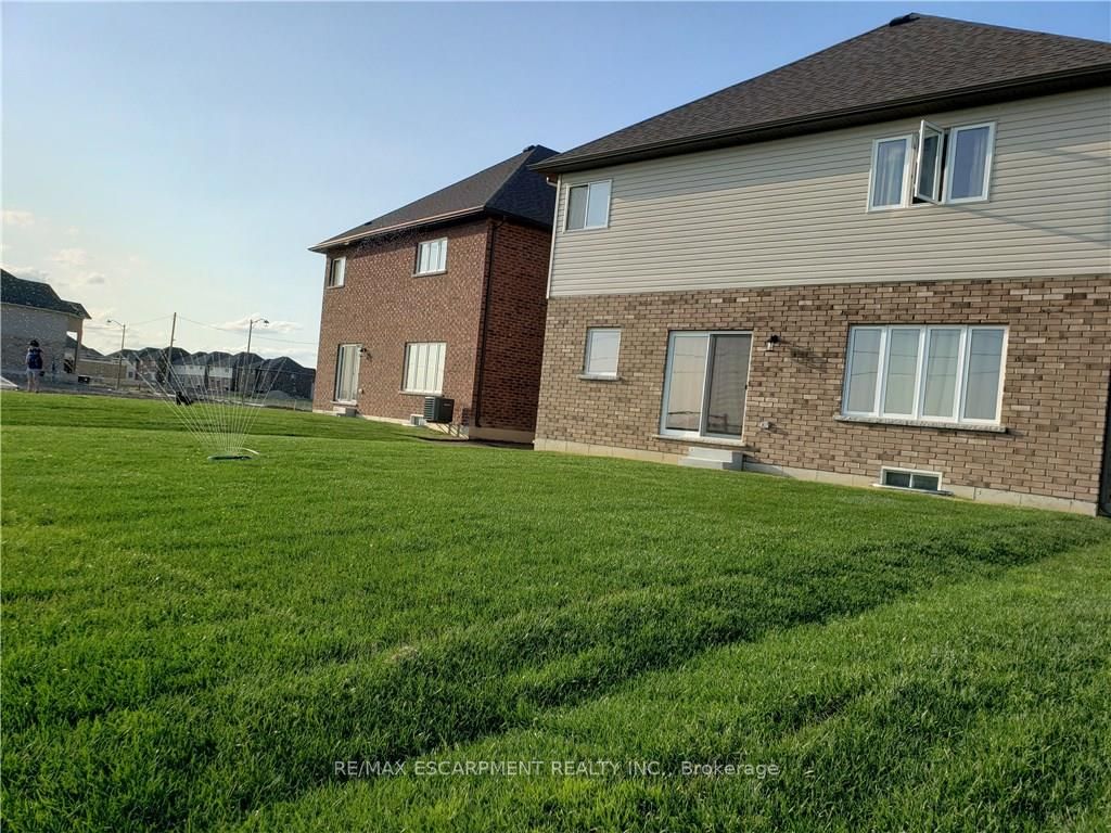 408 Dalgleish Trail