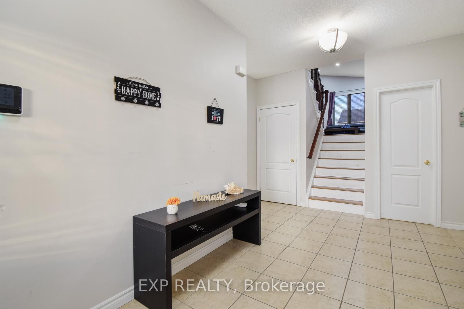 451 Fairway Rd E