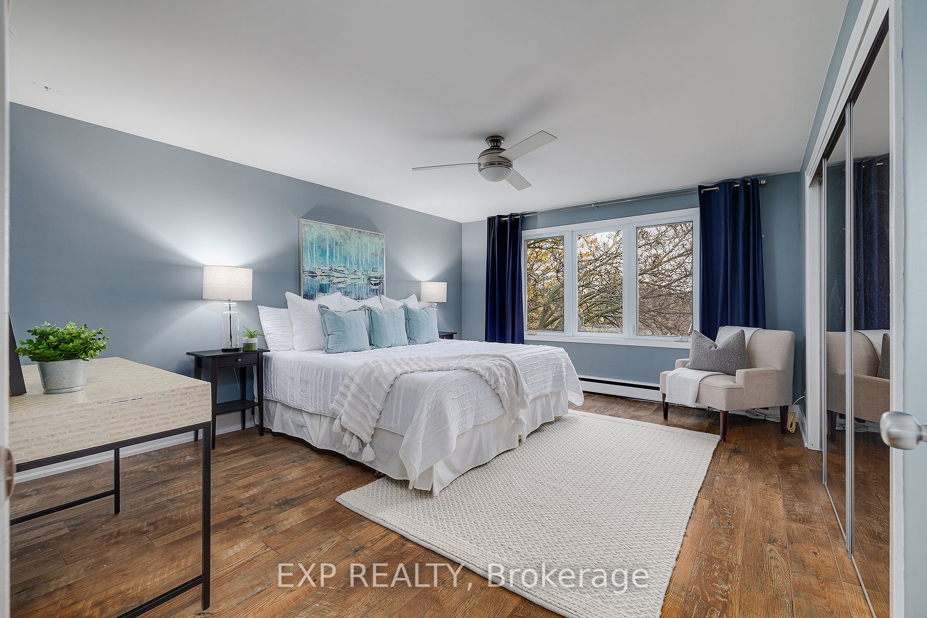 40 Plaza Crt