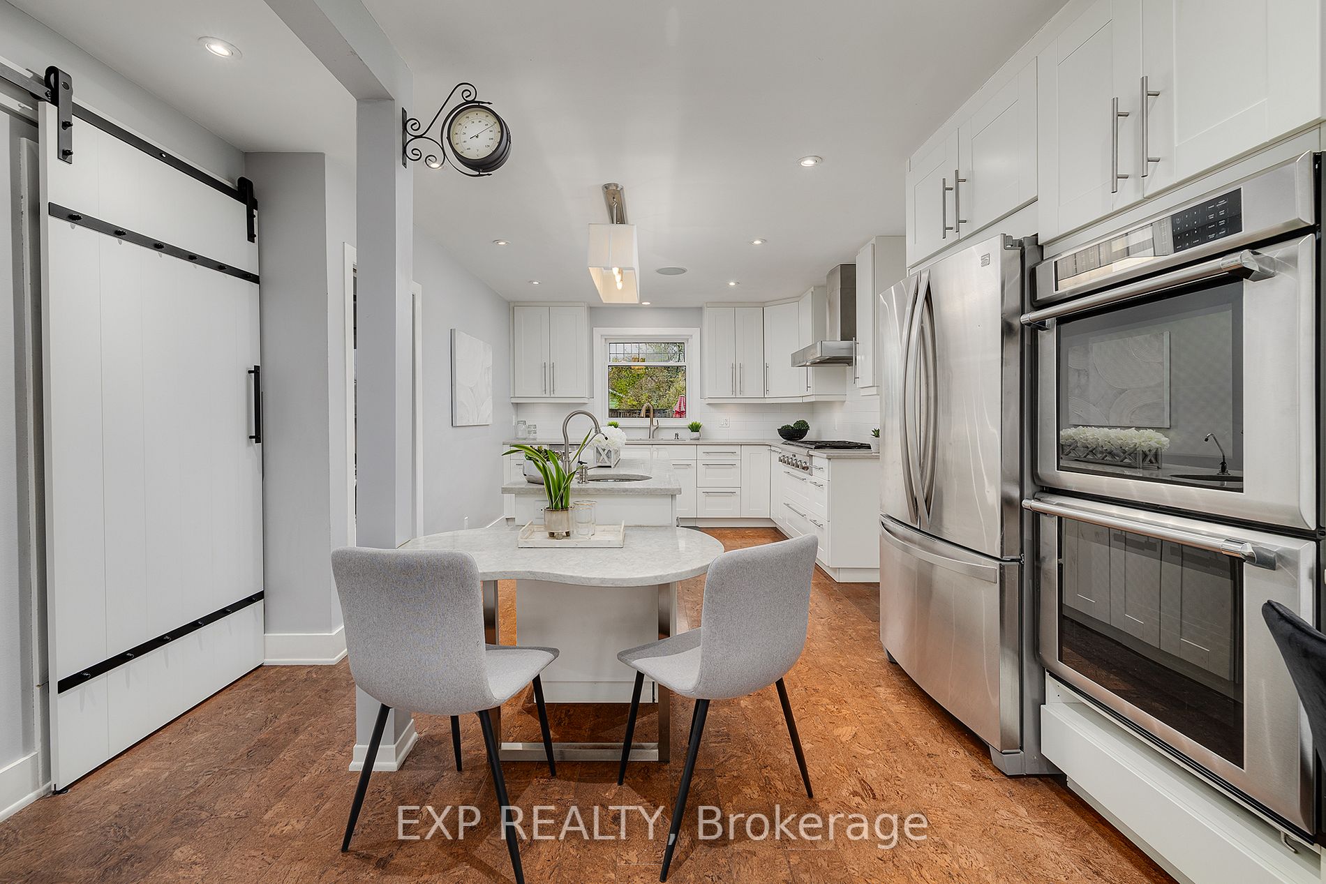 40 Plaza Crt