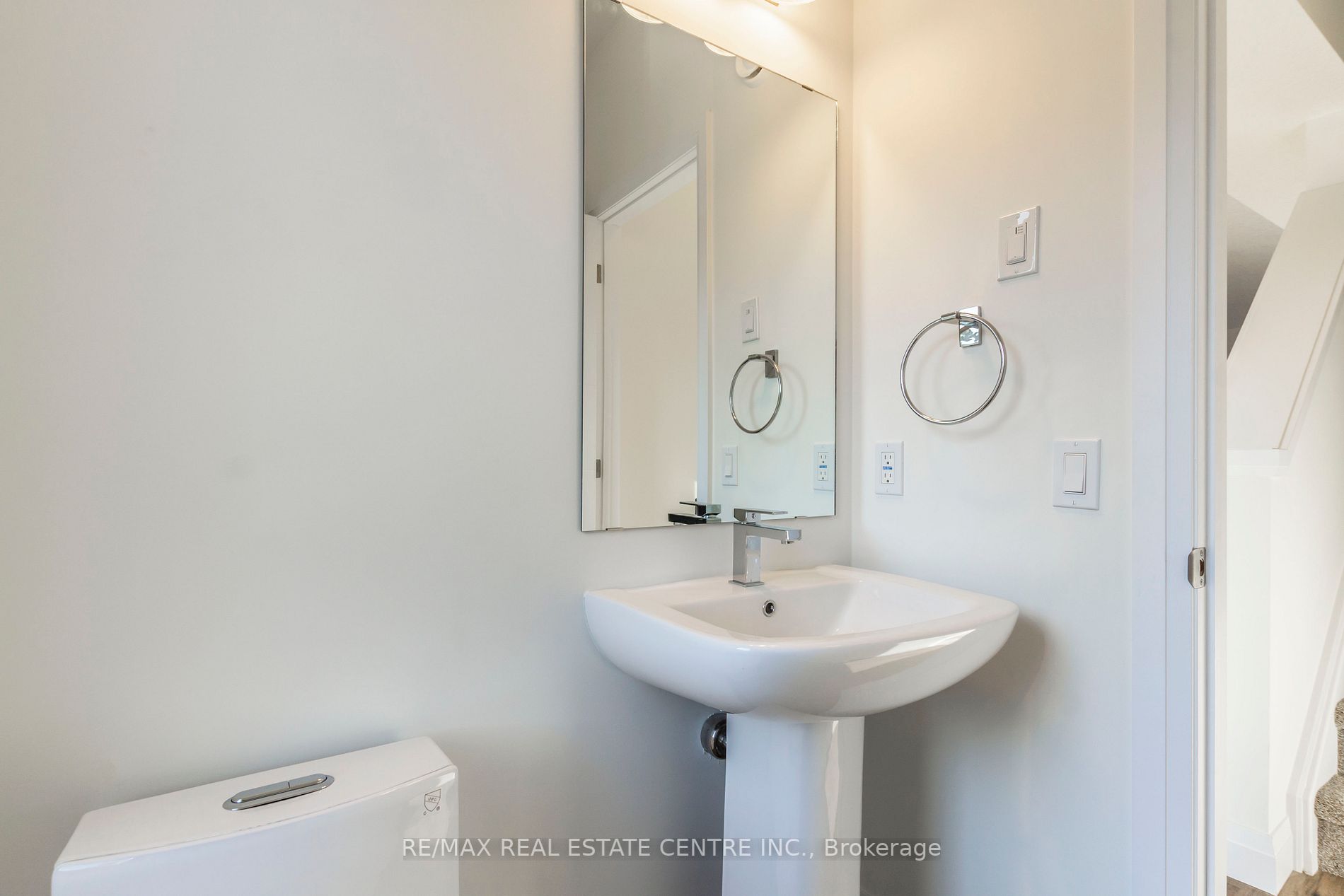 12 Lily Lane N, #12