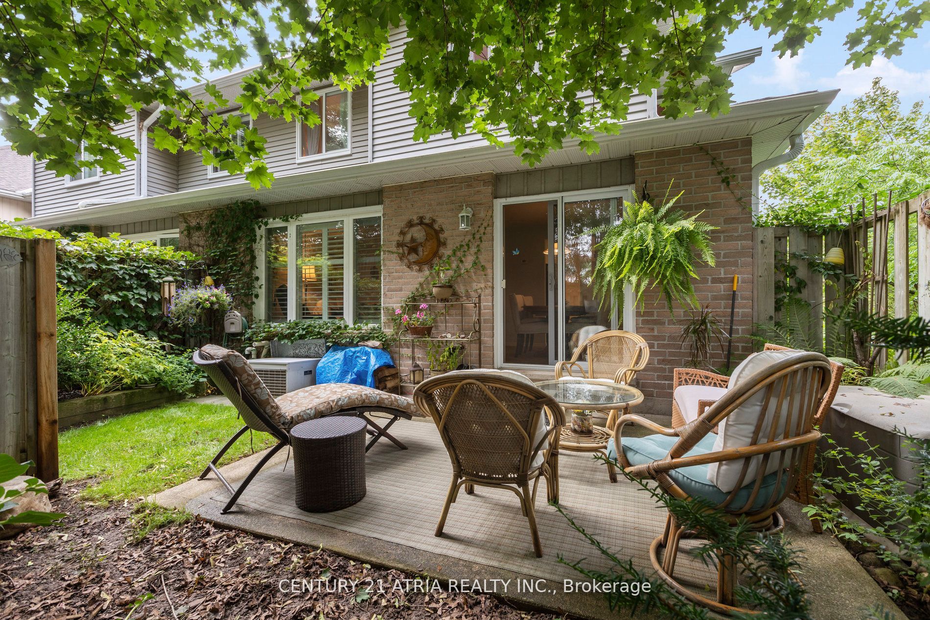 112 Woodlawn Rd E, #2
