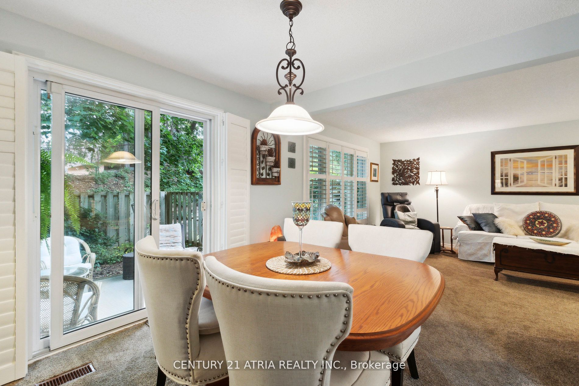 112 Woodlawn Rd E, #2