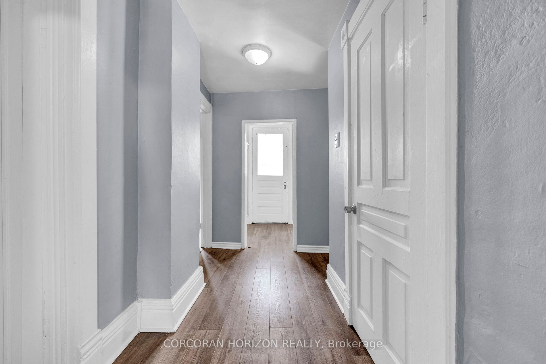 355 Hedley St