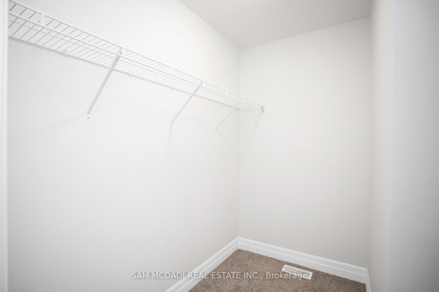 1023 Devonshire Ave, #8