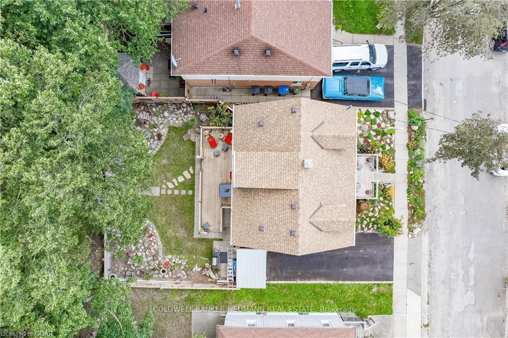 80 Audrey Ave