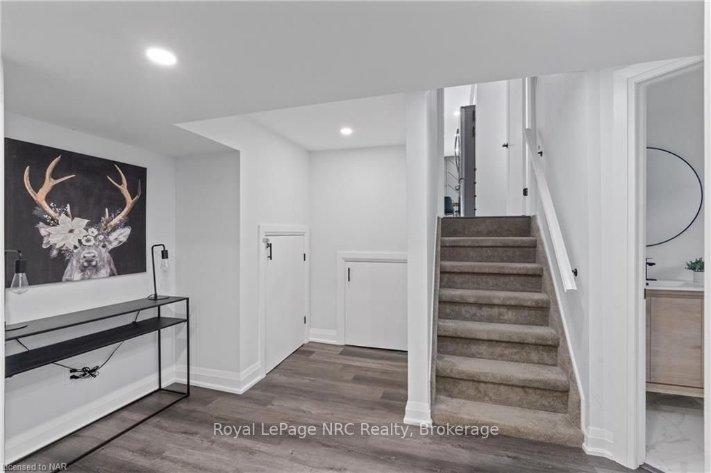 5 Douglas Ave