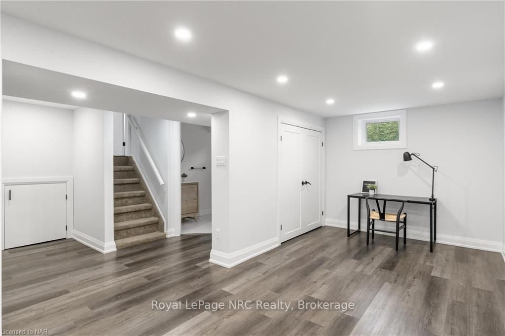 5 Douglas Ave