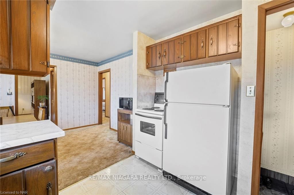 25 Meredith Dr