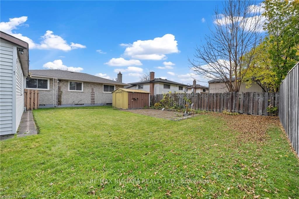 25 Meredith Dr