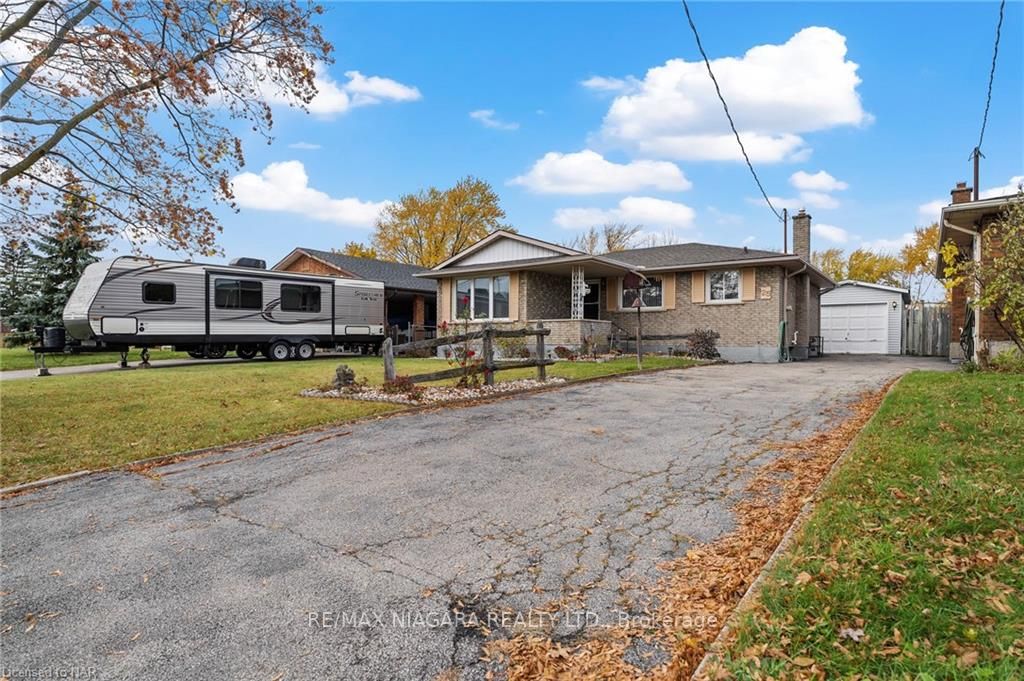 25 Meredith Dr